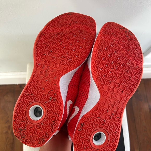 Nike Sneakers (Men’s 8/Women’s 9.5) - Picture 8 of 11